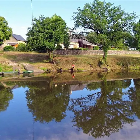 L'atelier Des Hirondelles 度假居 Alexain